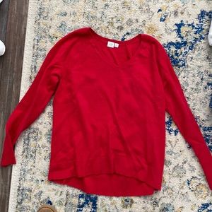 Gap V neck raglan sleeve red sweater